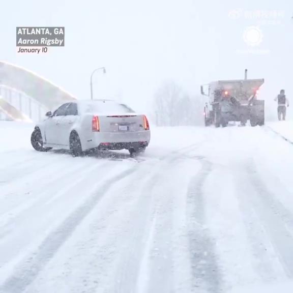 火箭和老鷹的比賽延期！亞特蘭大這雪下得，連車子都走不動(dòng)道了！